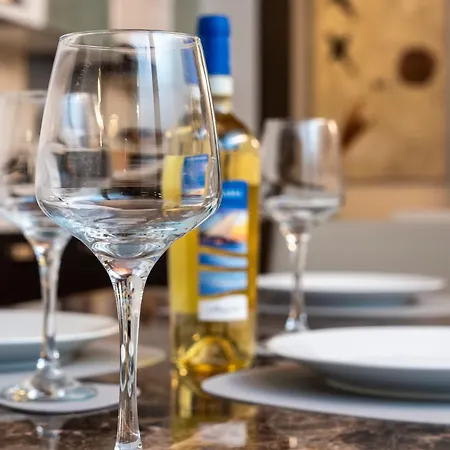 Deluxe In Palazzo Storico - Centro - Bastia Διαμέρισμα Σάσαρι