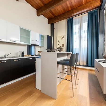 Daire Deluxe In Palazzo Storico - Centro - Bastia *