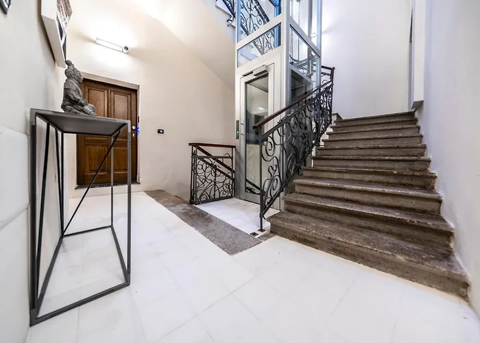 Deluxe In Palazzo Storico - Centro - Bastia Apartamento